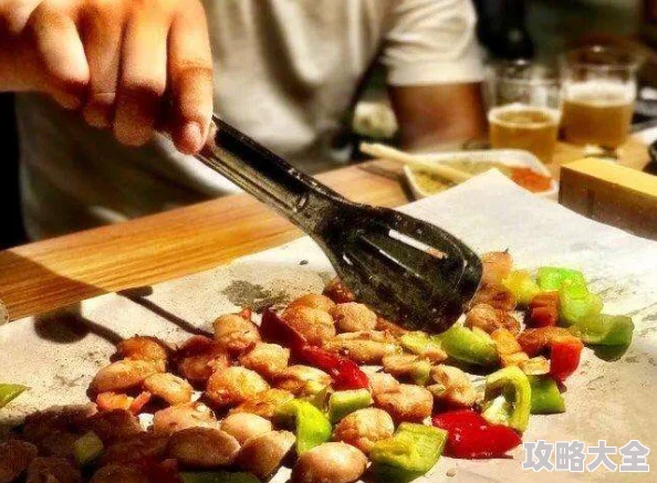 自偷自偷自亚洲永久春节期间推出限量版美食套餐吸引大量顾客