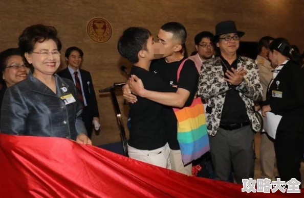 男同志王伦宝近日参加了一个关于LGBTQ+文化的研讨会并分享了个人经历