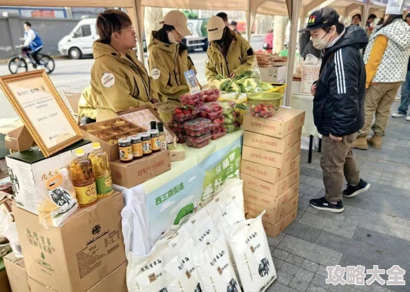 麻豆社区居民探索社区特色美食和传统手工艺